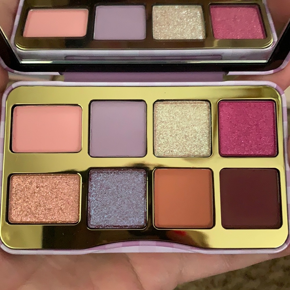 Too Faced eyeshadow palette